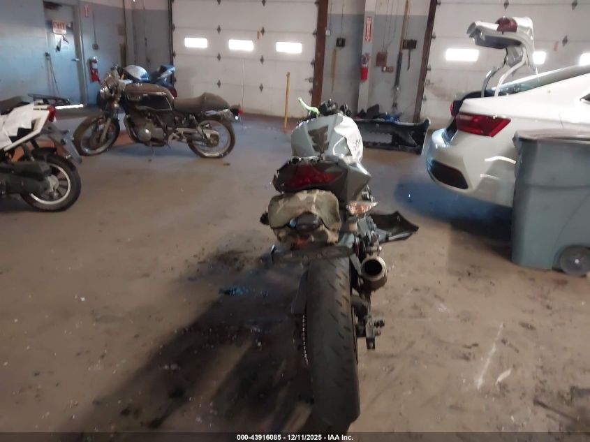 2023 Kawasaki Ex400 VIN: JKAEXKG13PDAK8645 Lot: 43916085