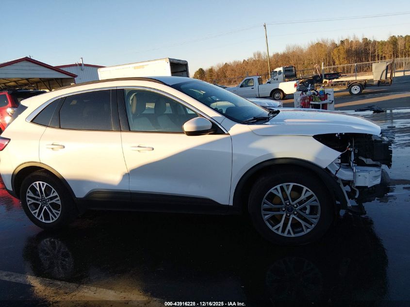 2022 Ford Escape Sel VIN: 1FMCU0H68NUB13653 Lot: 43916228