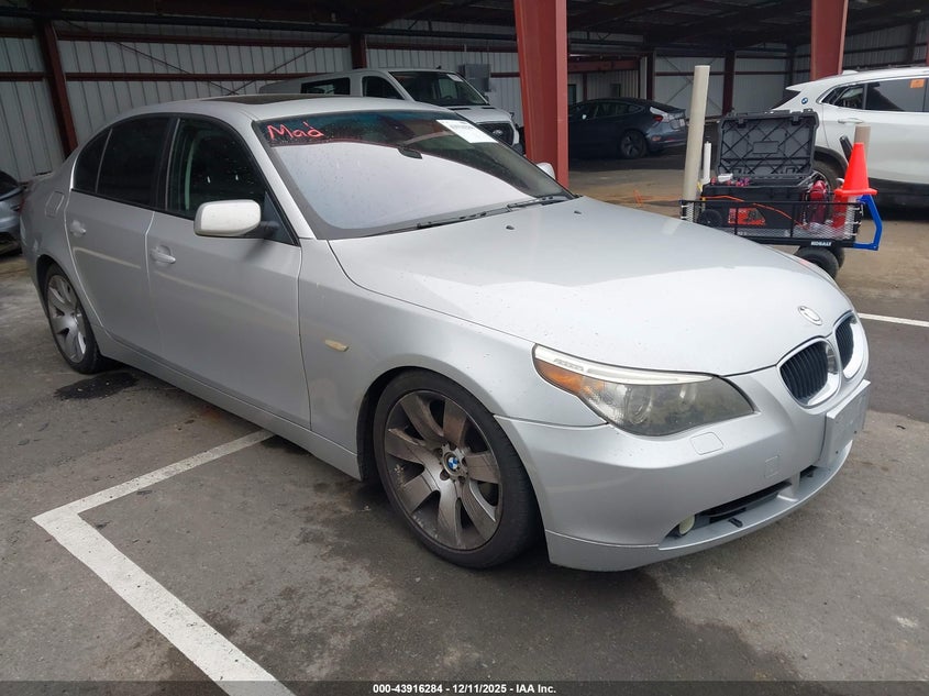 WBANA73544B063404 2004 BMW 5ER photo no. 10