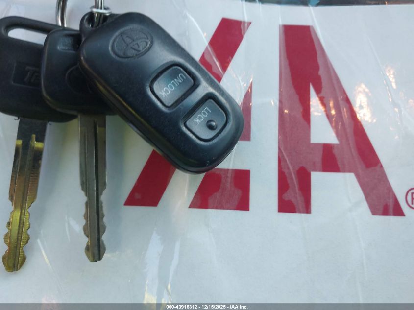 2004 Toyota Highlander VIN: JTEGD21A840092661 Lot: 43916312