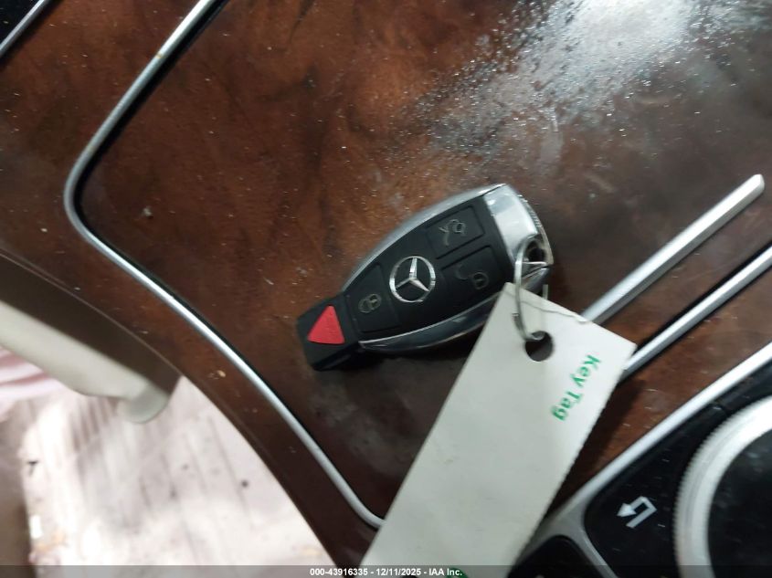 2015 Mercedes-Benz C 300 Luxury 4Matic VIN: 55SWF4KB1FU033628 Lot: 43916335