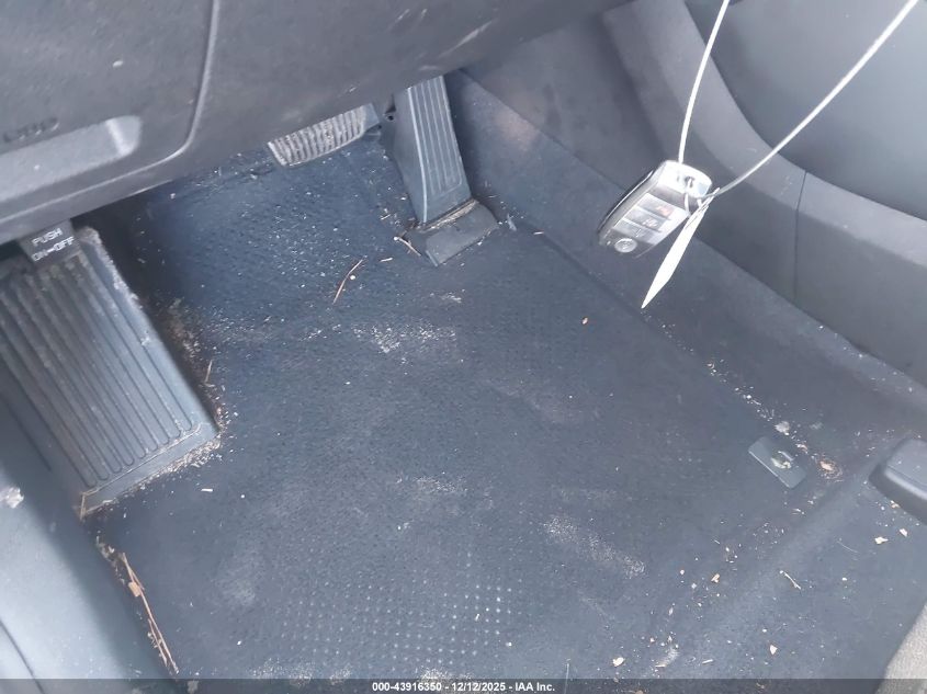 2018 Kia Sorento 3.3L Sx VIN: 5XYPKDA5XJG414988 Lot: 43916350