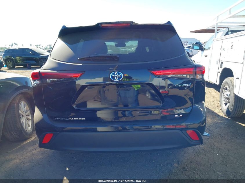 2023 Toyota Highlander Hybrid - 5TDKBRCH7PS571484
