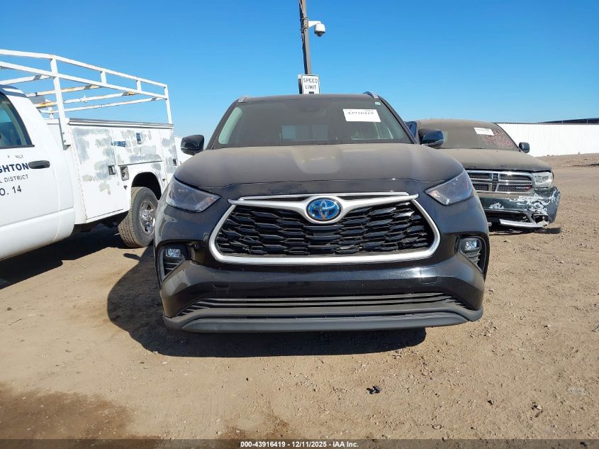 2023 Toyota Highlander Hybrid - 5TDKBRCH7PS571484