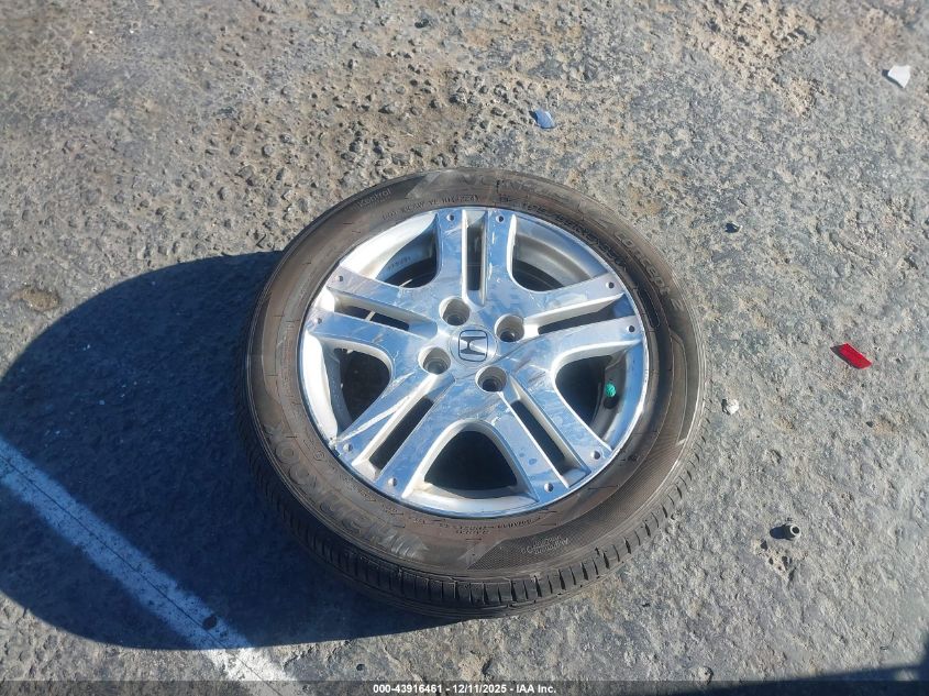 2007 Honda Fit Sport VIN: JHMGD37657S005318 Lot: 43916461