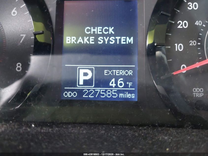 2015 Toyota Sienna Le 8 Passenger VIN: 5TDKK3DC6FS680775 Lot: 43916503