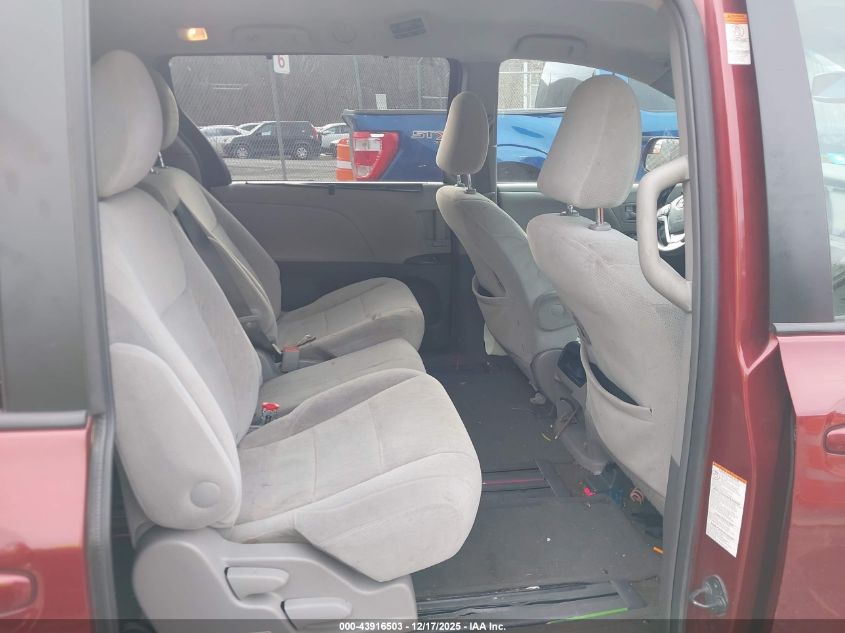 2015 Toyota Sienna Le 8 Passenger VIN: 5TDKK3DC6FS680775 Lot: 43916503