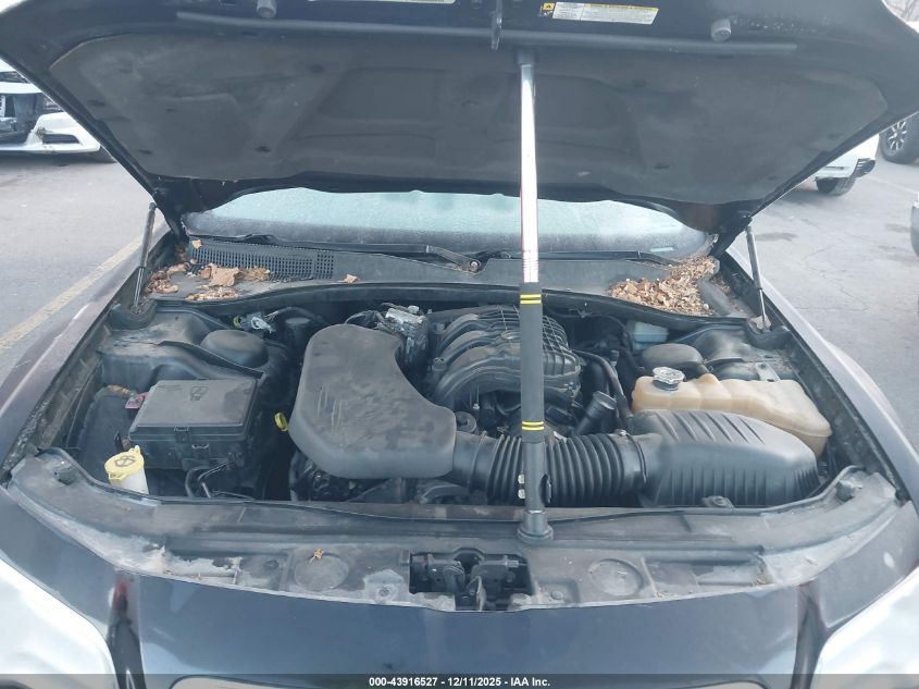 2011 Chrysler 300 Limited VIN: 2C3CA5CG3BH564325 Lot: 43916527