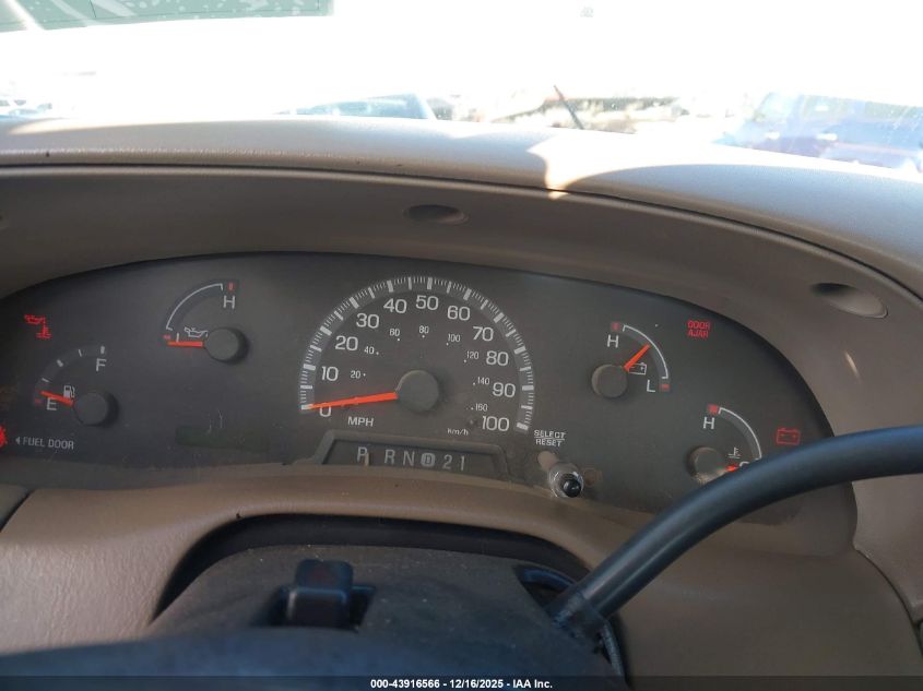 2000 Ford F-150 Lariat/Work Series/Xl/Xlt VIN: 1FTRX17W8YKA37073 Lot: 43916566