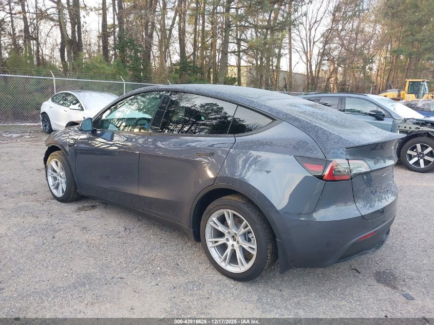 2023 Tesla Model Y Awd/Long Range Dual Motor All-Wheel Drive VIN: 7SAYGDEE5PA125274 Lot: 43916626