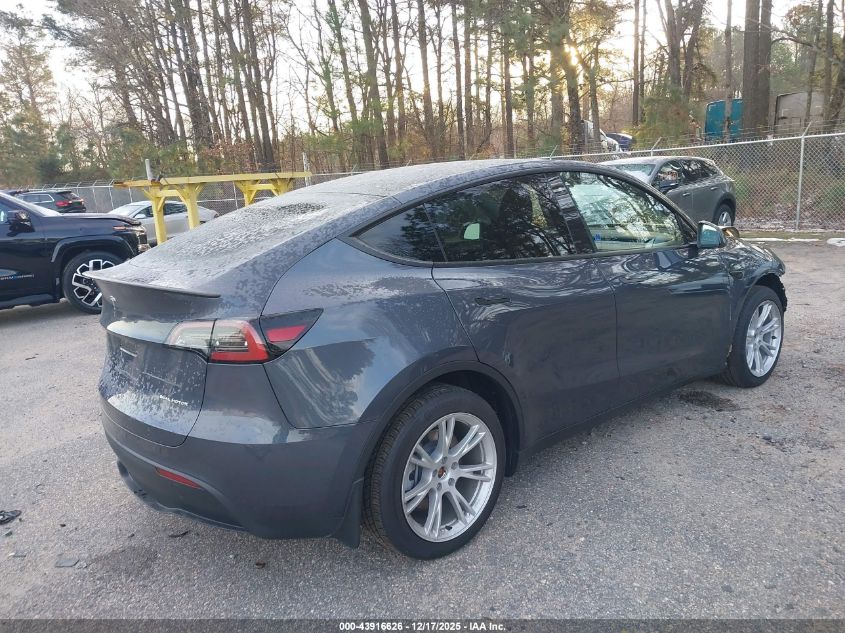 2023 Tesla Model Y Awd/Long Range Dual Motor All-Wheel Drive VIN: 7SAYGDEE5PA125274 Lot: 43916626
