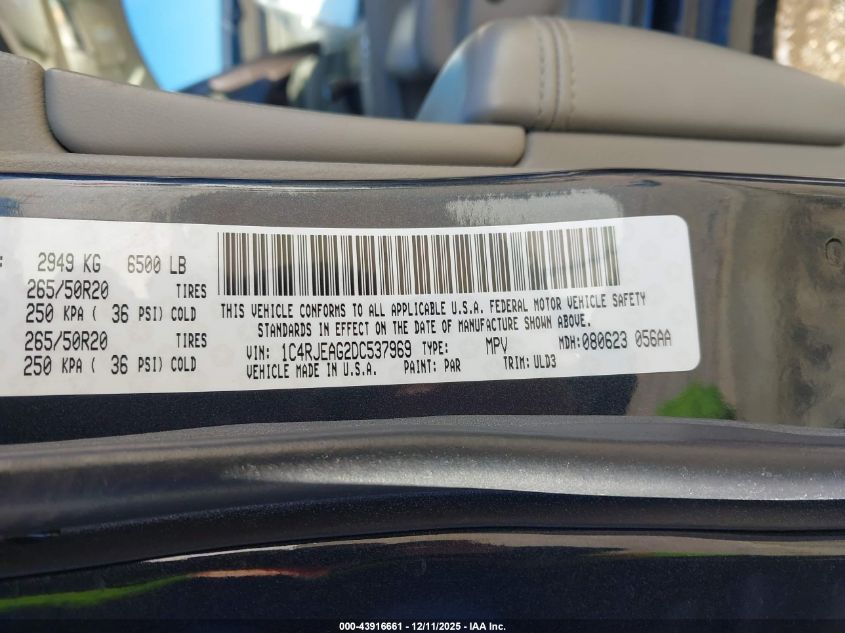 2013 Jeep Grand Cherokee Laredo VIN: 1C4RJEAG2DC537969 Lot: 43916661