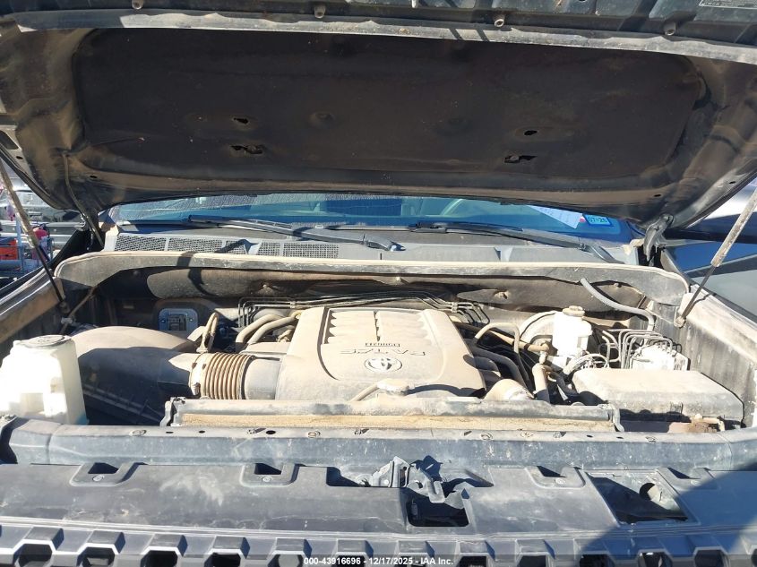 2018 Toyota Tundra Sr5 5.7L V8 VIN: 5TFDW5F10JX681430 Lot: 43916696