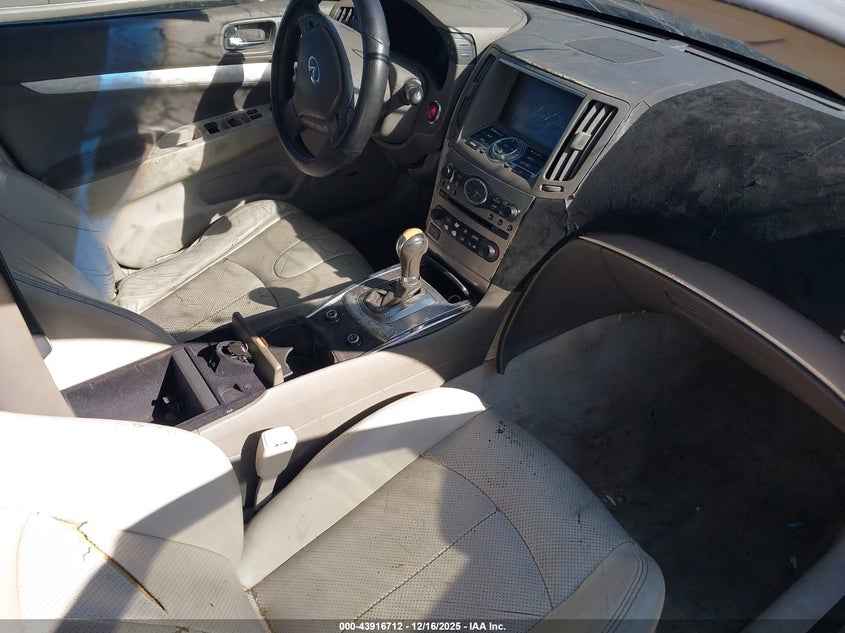 2010 Infiniti G37 Journey