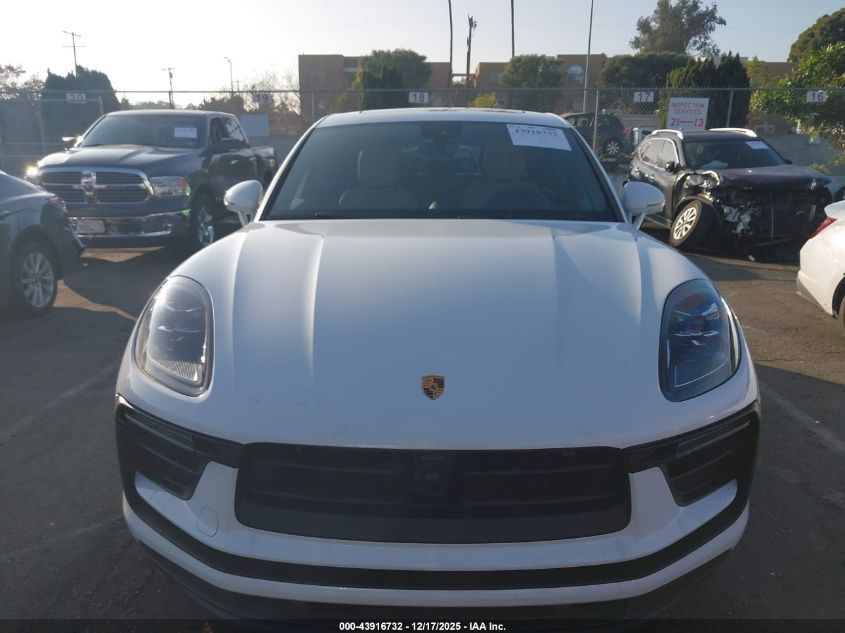 2024 Porsche Macan T VIN: WP1AA2A56RLB16904 Lot: 43916732