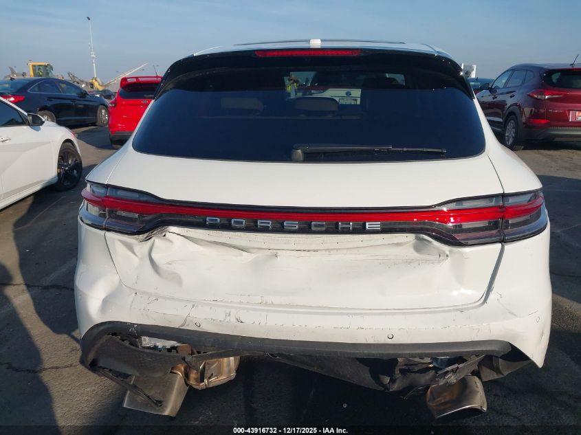 2024 Porsche Macan T VIN: WP1AA2A56RLB16904 Lot: 43916732