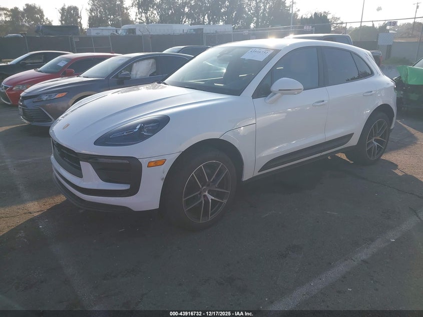 2024 Porsche Macan T