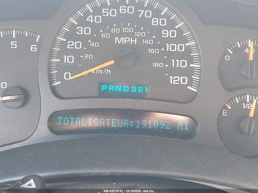 2004 GMC Yukon Slt VIN: 1GKEC13ZX4J253991 Lot: 43916747