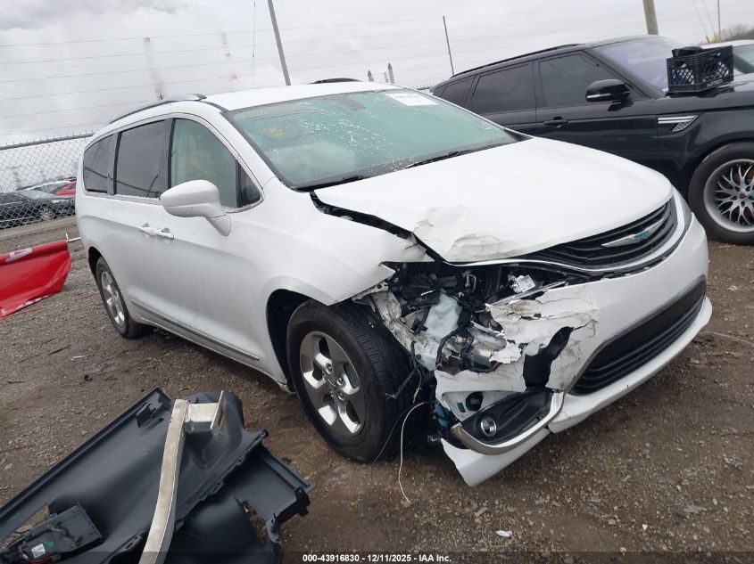 CHRYSLER PACIFICA TOURING L