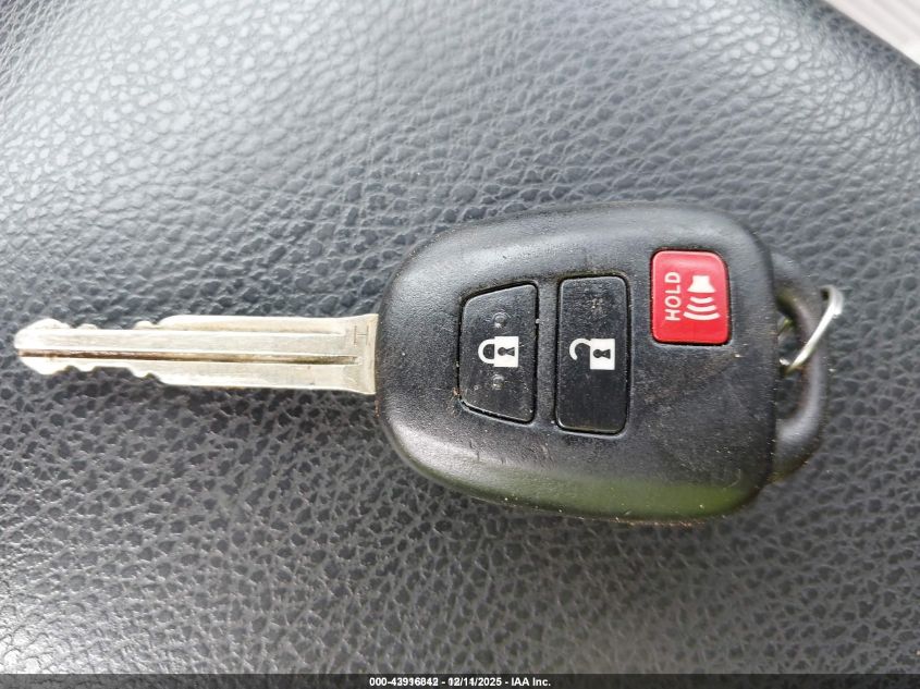 2013 Toyota Rav4 Xle VIN: 2T3WFREV7DW033385 Lot: 43916842