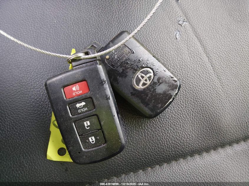 2018 Toyota Corolla Xle VIN: 5YFBURHE6JP765979 Lot: 43916896