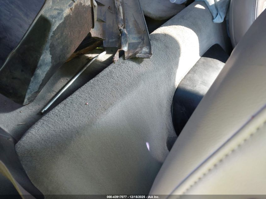 2002 Chevrolet Corvette VIN: 1G1YY22G725114237 Lot: 43917077