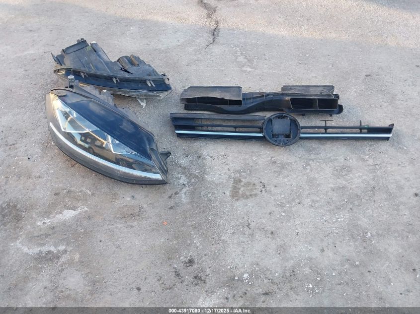 2018 Volkswagen Golf Tsi S/Tsi Se VIN: 3VWG17AU7JM264317 Lot: 43917080