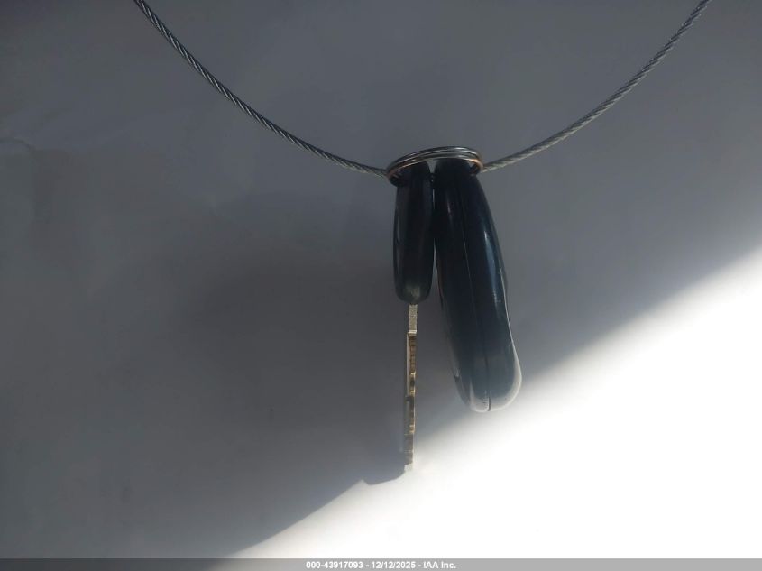 2005 Chevrolet Tahoe Ls VIN: 1GNEK13V55R144361 Lot: 43917093