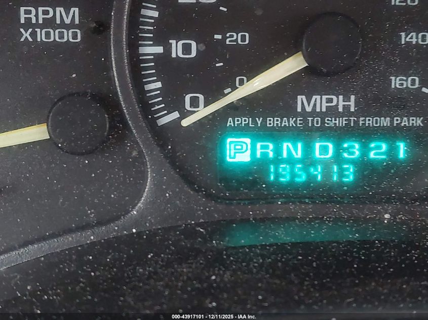 2000 Chevrolet Tahoe All New Ls VIN: 1GNEC13T3YJ157317 Lot: 43917101