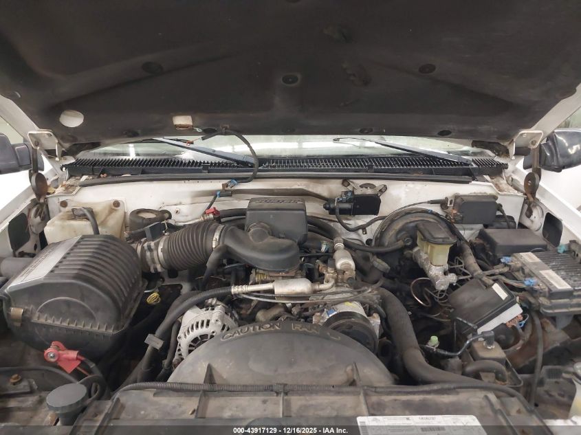 1998 Chevrolet K1500 Fleetside/Silverado Fleetside/Sportside VIN: 2GCEK19M8W1276919 Lot: 43917129