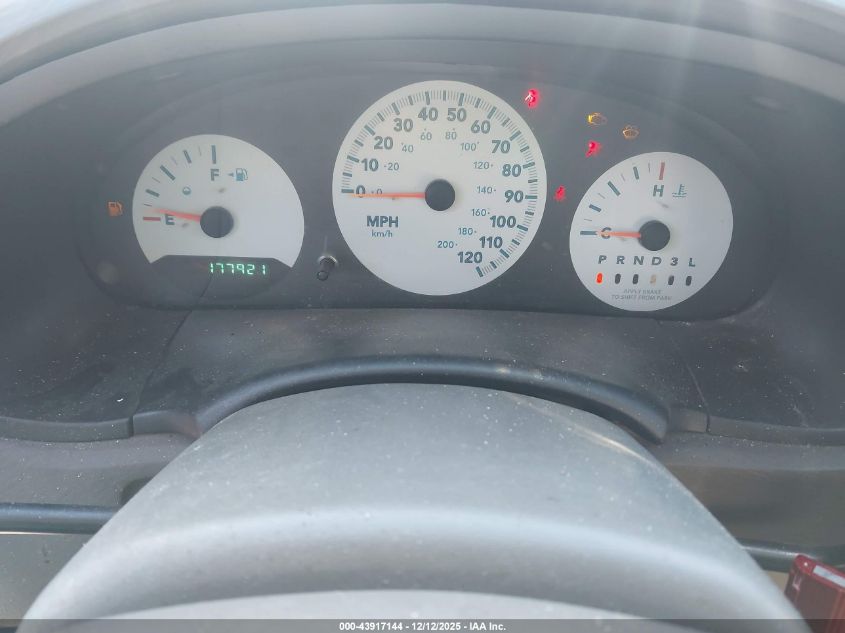 2007 Chrysler Town & Country VIN: 1A4GJ45R77B186381 Lot: 43917144