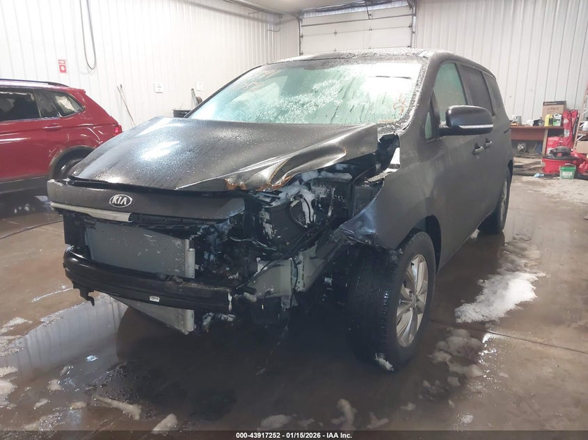 Vin: kndmb5c11m6665232, lot: 44412860, kia sedona lx 20212