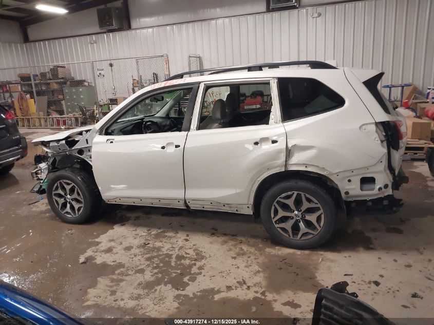 2019 Subaru Forester Premium VIN: JF2SKAECXKH460624 Lot: 43917274