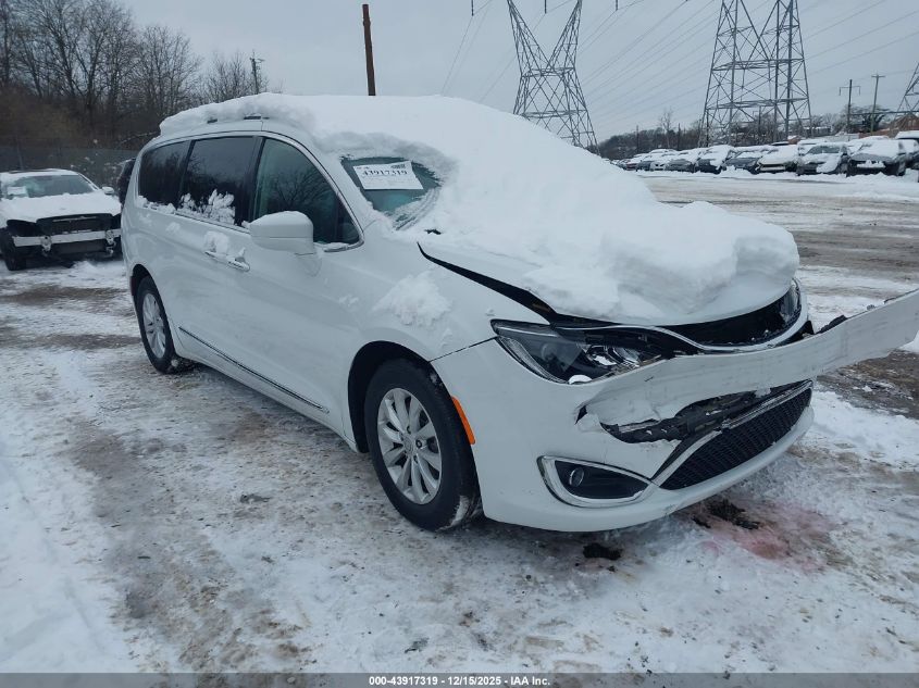 CHRYSLER PACIFICA TOURING L