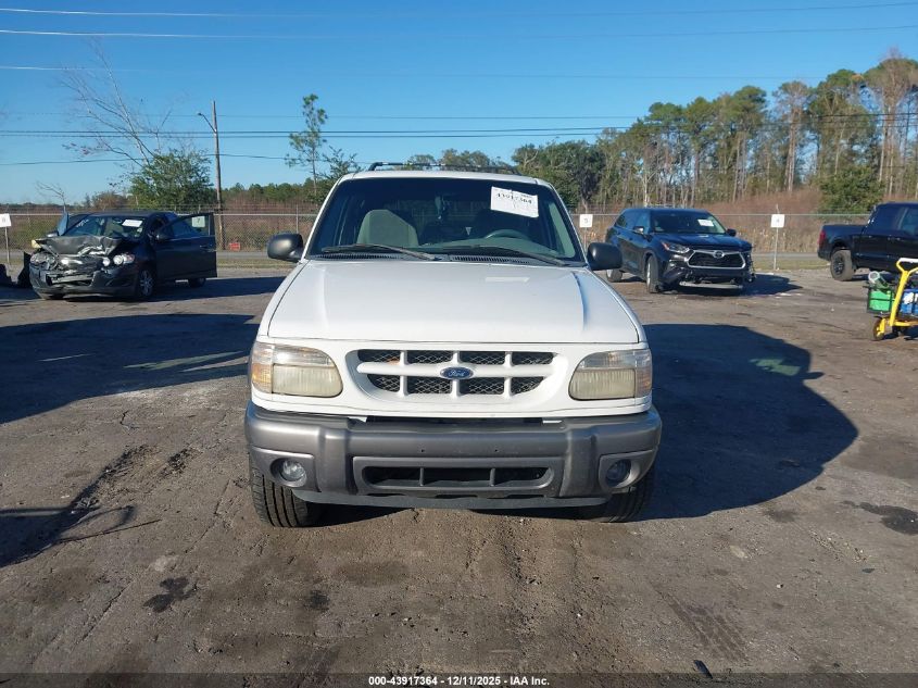 2000 Ford Explorer Sport VIN: 1FMYU70E4YUA81130 Lot: 43917364