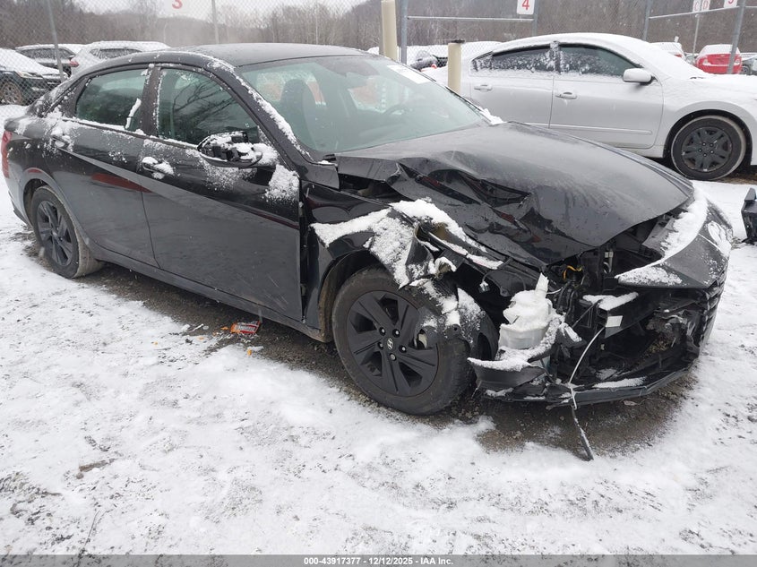 2022 Hyundai Elantra Sel