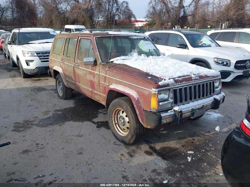 1985 JEEP CHEROKEE LAREDO