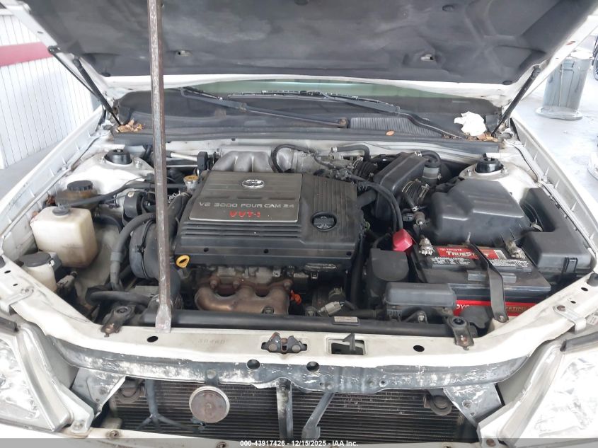 2000 Toyota Avalon Xls VIN: 4T1BF28B5YU044939 Lot: 43917426