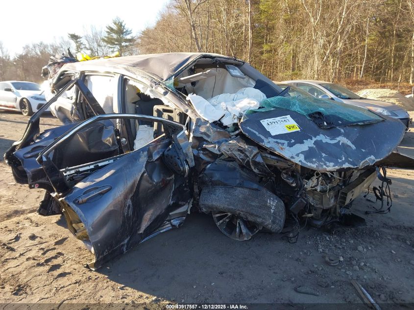 TOYOTA HIGHLANDER LE PLUS