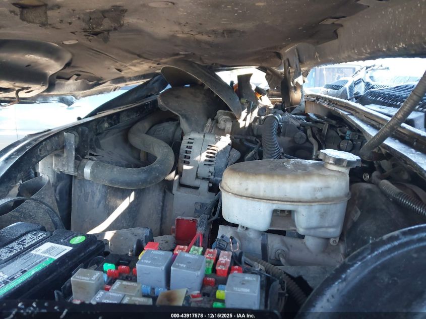 2004 Chevrolet Silverado 1500 Z71 VIN: 2GCEK13T741387264 Lot: 43917578