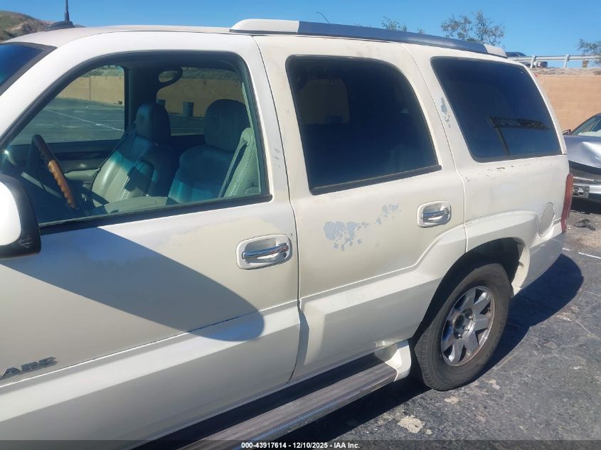 2002 Cadillac Escalade Standard VIN: 1GYEC63T62R277668 Lot: 43917614