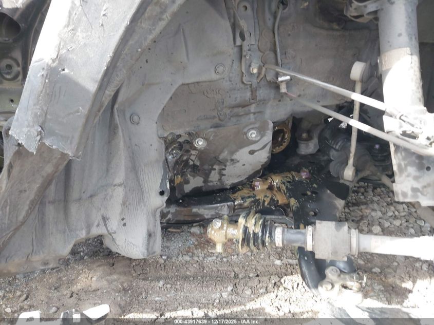 2019 Toyota Rav4 Xle VIN: 2T3P1RFV9KC017933 Lot: 43917639