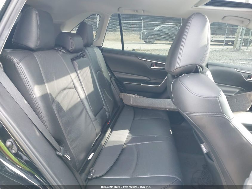 2019 Toyota Rav4 Xle VIN: 2T3P1RFV9KC017933 Lot: 43917639