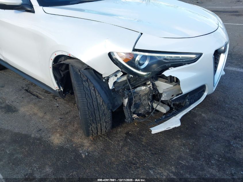 2018 Alfa Romeo Stelvio Ti Sport Awd VIN: ZASFAKNN7J7B70590 Lot: 43917661