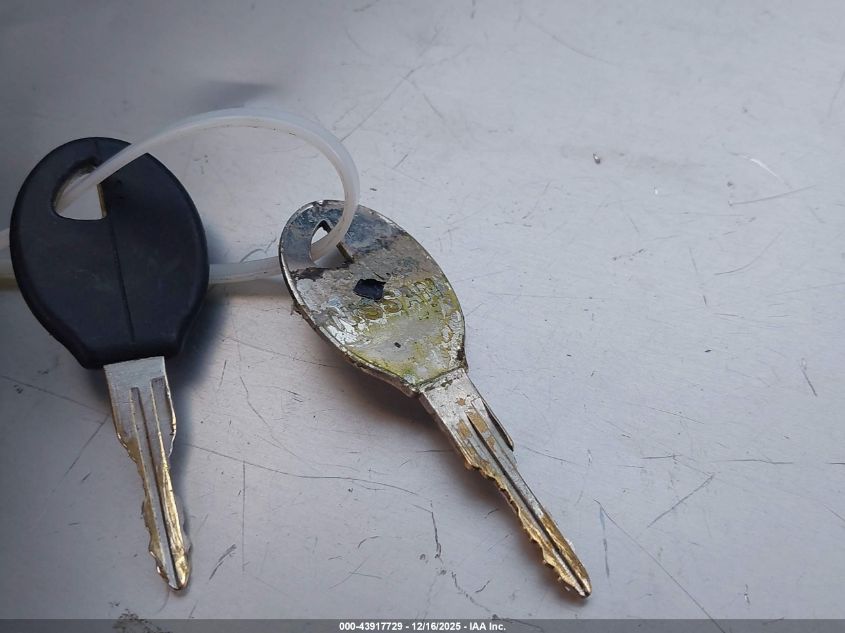 1997 Nissan 4X2 Truck Xe VIN: 1N6SD11S8VC384860 Lot: 43917729