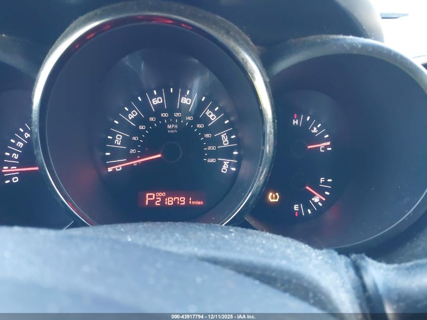 2011 Kia Soul + VIN: KNDJT2A23B7227197 Lot: 43917794