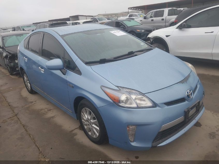 TOYOTA PRIUS PLUG-IN