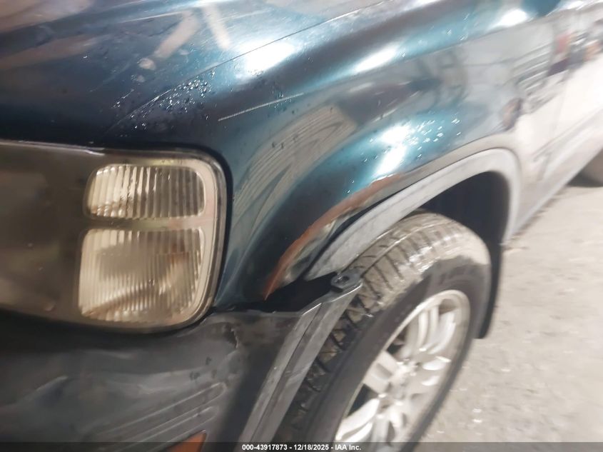 1998 Honda Cr-V Lx VIN: JHLRD184XWC107365 Lot: 43917873