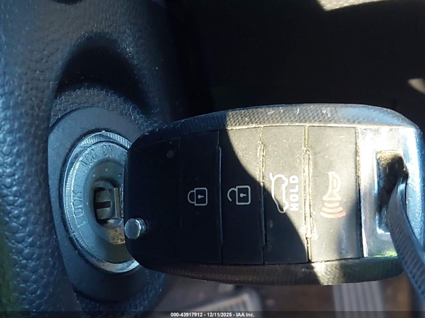 2015 Kia Soul VIN: KNDJN2A20F7121810 Lot: 43917912