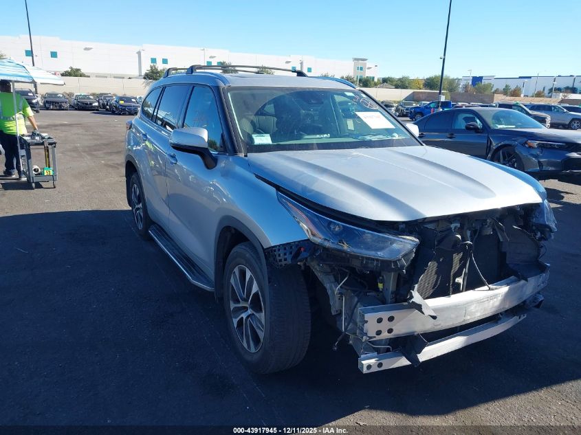 TOYOTA HIGHLANDER XLE